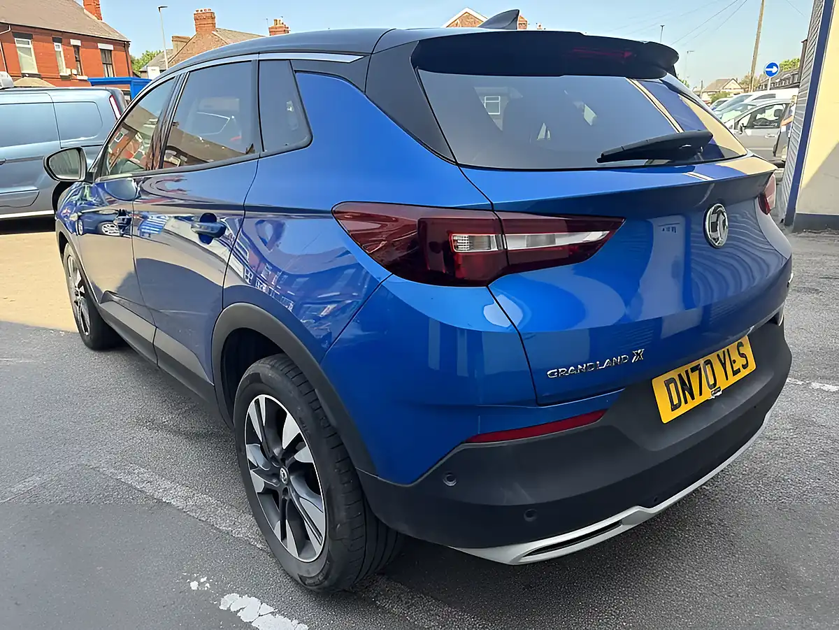 Used 2020 Vauxhall Grandland X Sri Nav Topaz Blue - Interior and Exterior details 8