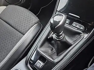 Used 2020 Vauxhall Grandland X Sri Nav White - Interior and Exterior details 17