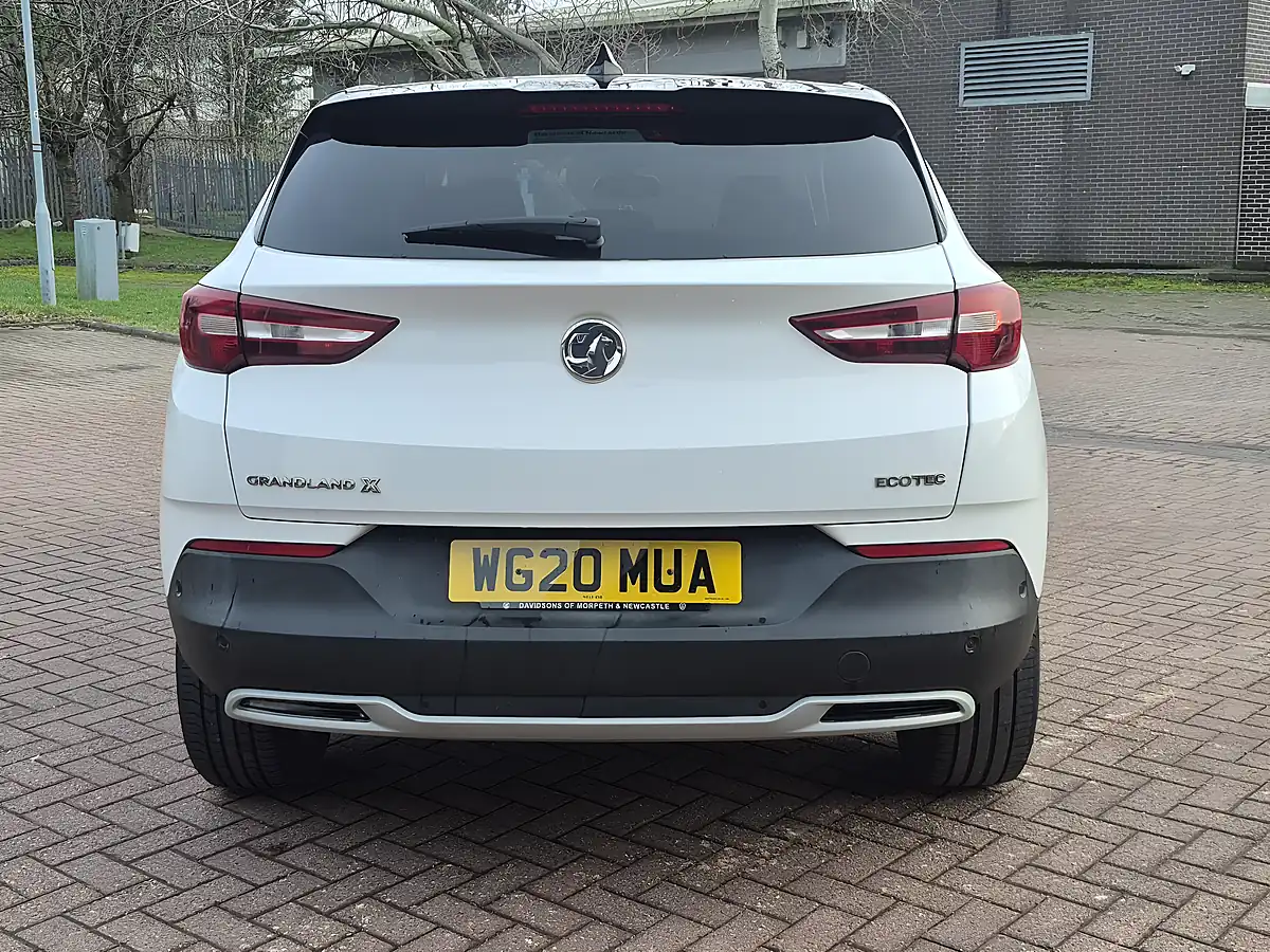 Used 2020 Vauxhall Grandland X Sri Nav White - Interior and Exterior details 5