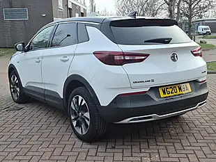 Used 2020 Vauxhall Grandland X Sri Nav White - Interior and Exterior details 6