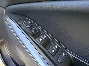Used 2020 Vauxhall Grandland X Sri Nav White - Interior and Exterior details 14