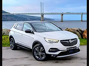 Used 2020 Vauxhall Grandland X Sri Nav White - Interior and Exterior details 3