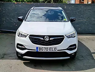 Used 2020 Vauxhall Grandland X Sri Nav White - Interior and Exterior details 4