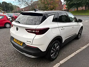 Used 2020 Vauxhall Grandland X Sri Nav White - Interior and Exterior details 3