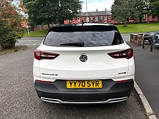 Used 2020 Vauxhall Grandland X Sri Nav White - Interior and Exterior details 4