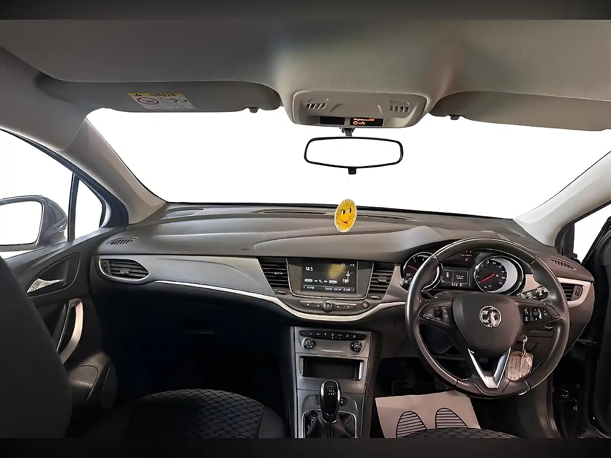 Used 2020 Vauxhall Grandlandx Business Edition Nav Blue - Interior and Exterior details 7