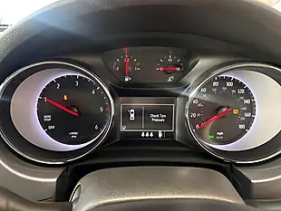 Used 2020 Vauxhall Grandlandx Business Edition Nav Blue - Interior and Exterior details 8