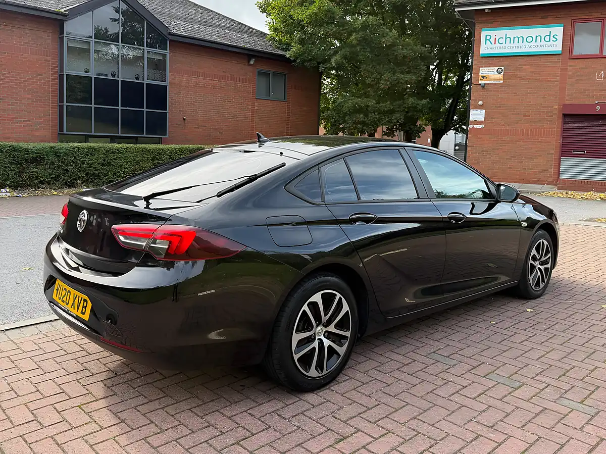 Used 2020 Vauxhall Insignia Design - Interior and Exterior details 10
