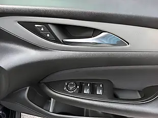 Used 2020 Vauxhall Insignia Design - Interior and Exterior details 15