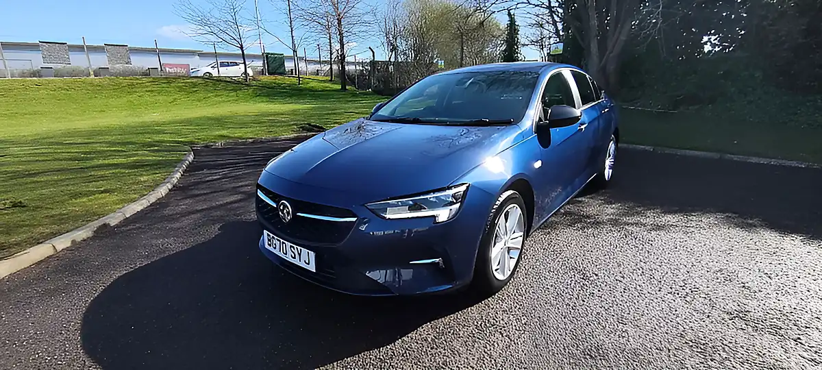 Used 2020 Vauxhall Insignia Se Nav Blue - Interior and Exterior details 7