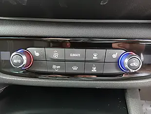 Used 2020 Vauxhall Insignia Ultimate Nav Grand Sport Red - Interior and Exterior details 15