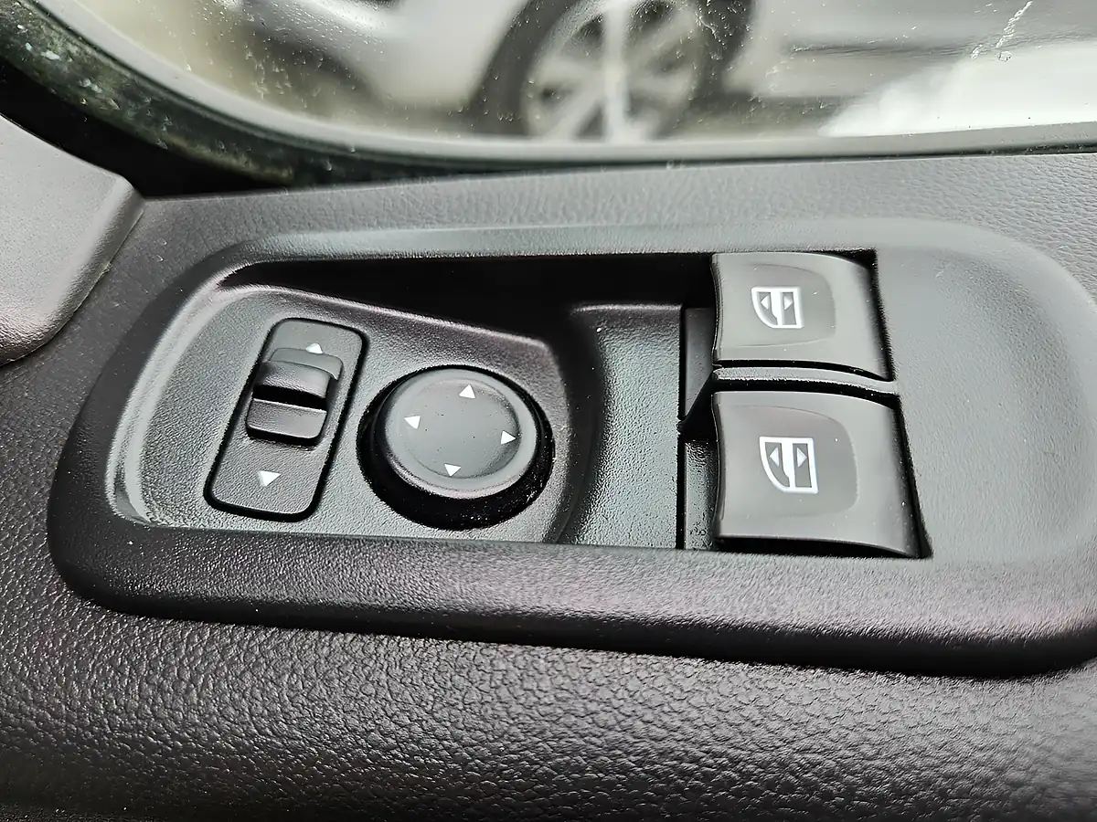 Used 2020 Vauxhall Movano Edition L2H2 Silver - Interior and Exterior details 17