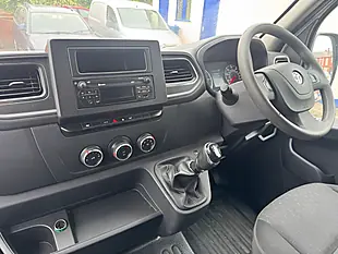 Used 2020 Vauxhall Movano Edition White - Interior and Exterior details 5