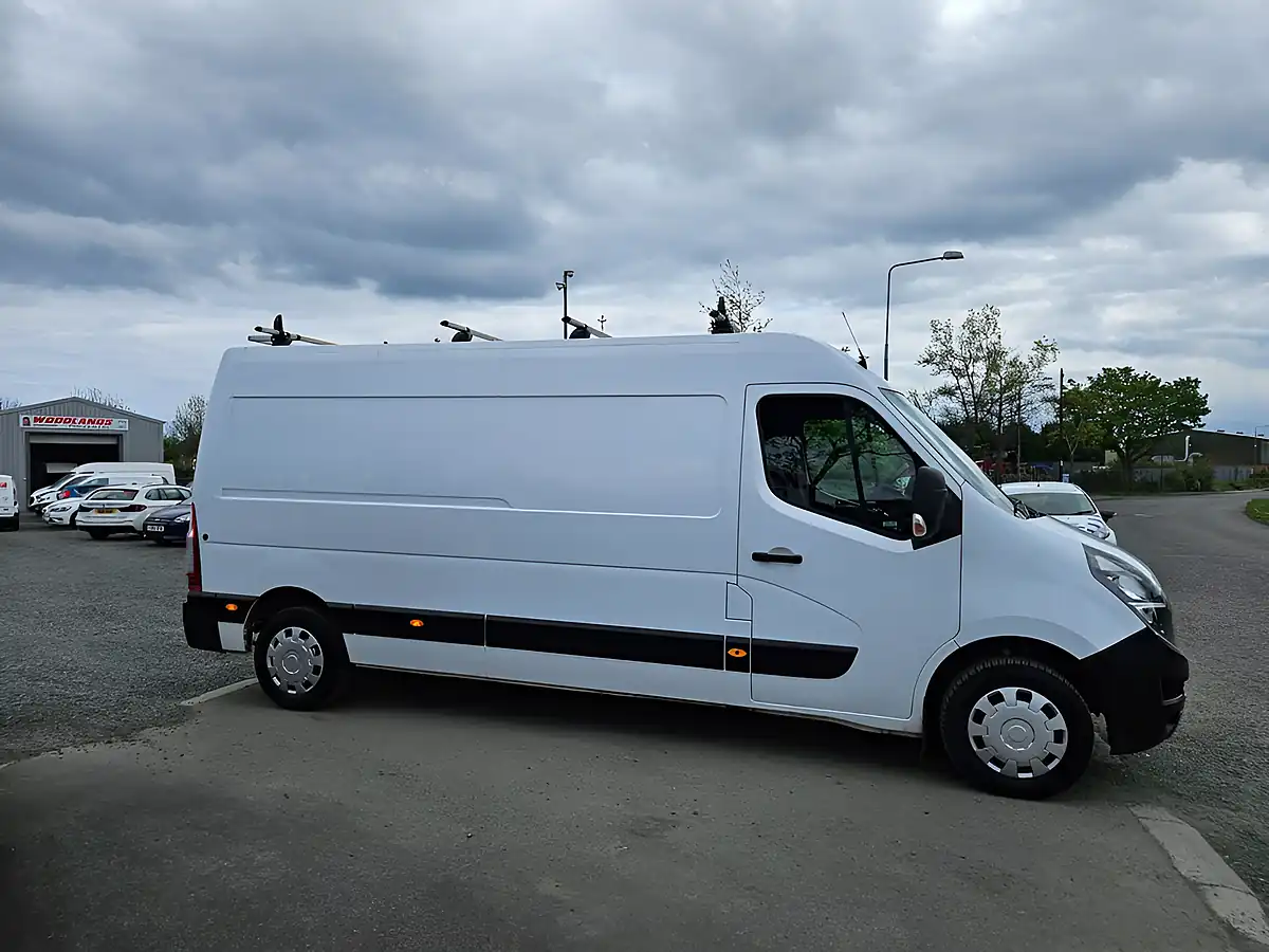 Used 2020 Vauxhall Movano L3H2 F3500 White - Interior and Exterior details 2