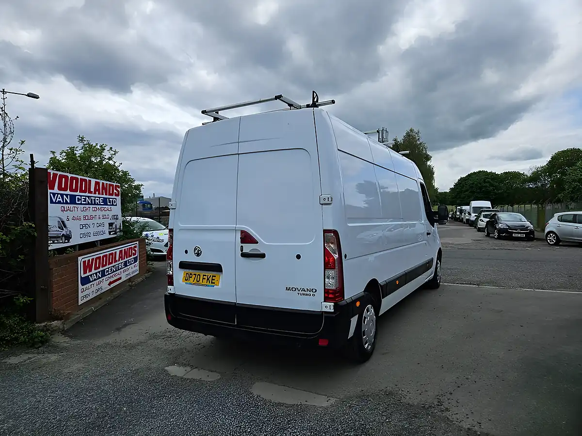 Used 2020 Vauxhall Movano L3H2 F3500 White - Interior and Exterior details 8