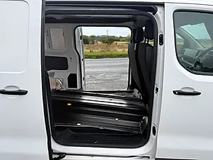 Used 2020 Vauxhall Vivaro 2700 Edition White - Interior and Exterior details 10
