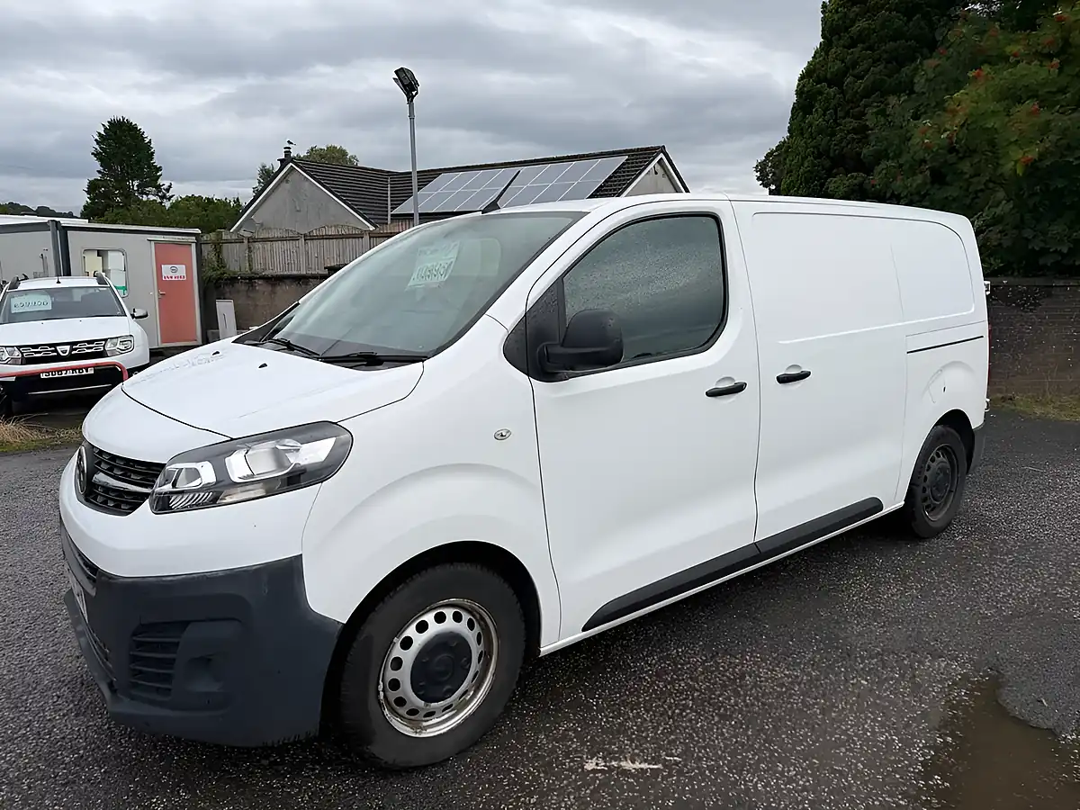 Used 2020 Vauxhall Vivaro 2700 Edition White - Interior and Exterior details 8