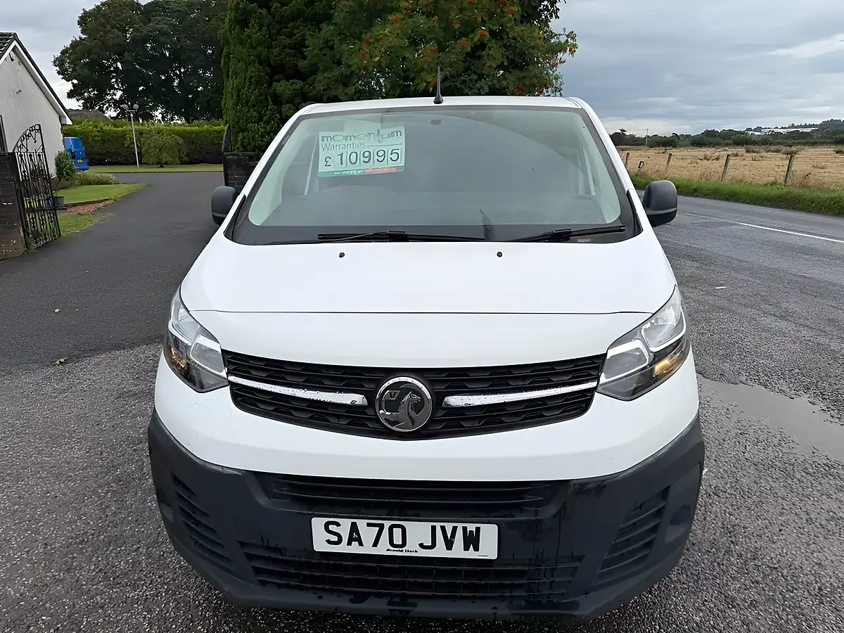Used 2020 Vauxhall Vivaro 2700 Edition White - Interior and Exterior details 9