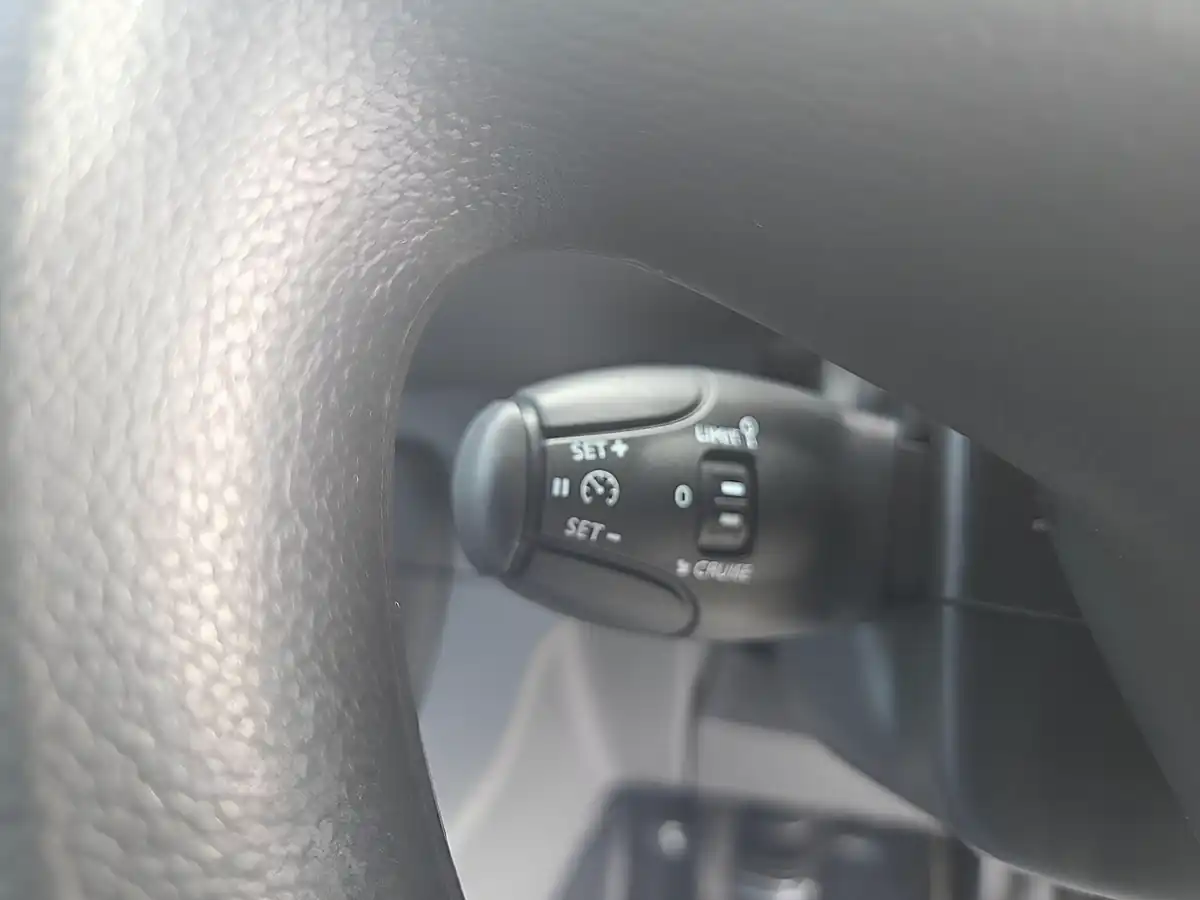 Used 2020 Vauxhall Vivaro 2900 Edition L1 H1 White - Interior and Exterior details 15