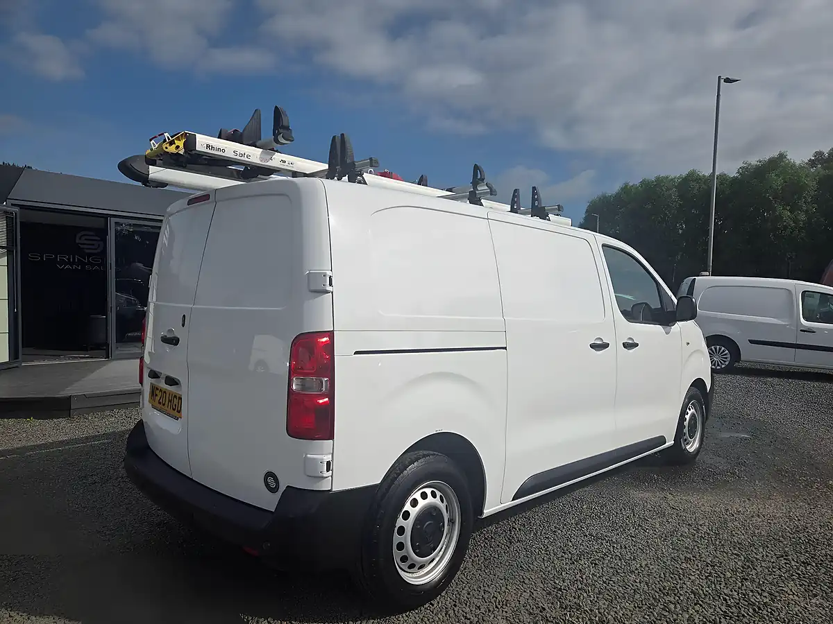 Used 2020 Vauxhall Vivaro 2900 Edition L1 H1 White - Interior and Exterior details 5