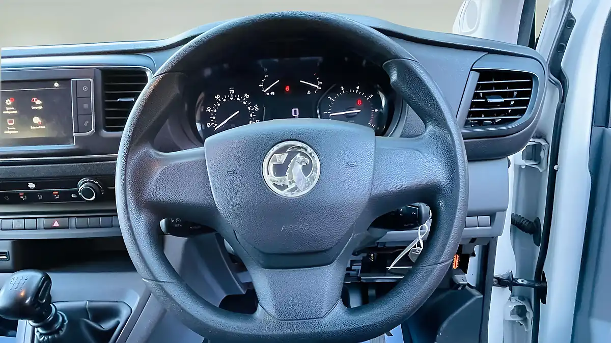Used 2020 Vauxhall Vivaro Dynamic L1 H1 White - Interior and Exterior details 12
