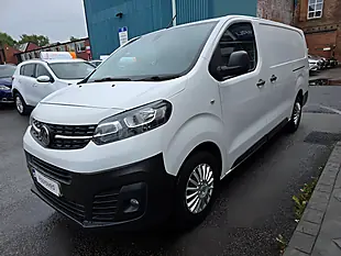 Used 2020 Vauxhall Vivaro Dynamic L2 H1 White - Interior and Exterior details 3