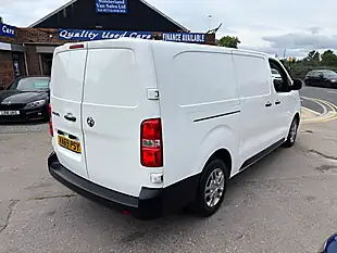 Used 2020 Vauxhall Vivaro Dynamic White - Interior and Exterior details 11