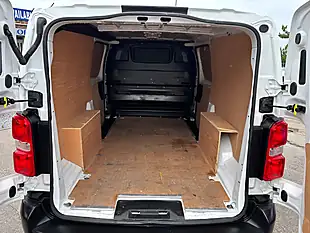 Used 2020 Vauxhall Vivaro Dynamic White - Interior and Exterior details 12