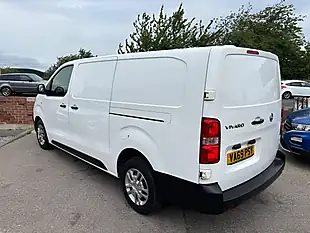 Used 2020 Vauxhall Vivaro Dynamic White - Interior and Exterior details 9
