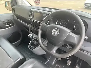 Used 2020 Vauxhall Vivaro Dynamic White - Interior and Exterior details 11