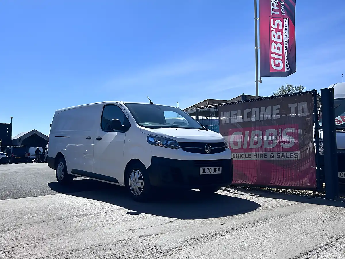 Used 2020 Vauxhall Vivaro Dynamic White - Front View