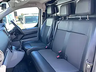 Used 2020 Vauxhall Vivaro Dynamic White - Interior and Exterior details 11