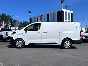 Used 2020 Vauxhall Vivaro Dynamic White - Interior and Exterior details 7