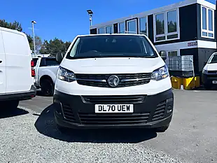 Used 2020 Vauxhall Vivaro Dynamic White - Interior and Exterior details 9