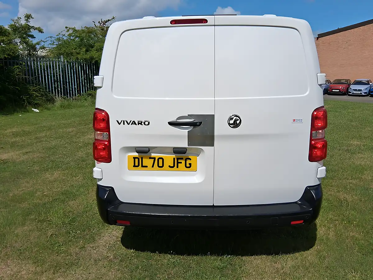 Used 2020 Vauxhall Vivaro Dynamic White - Interior and Exterior details 4