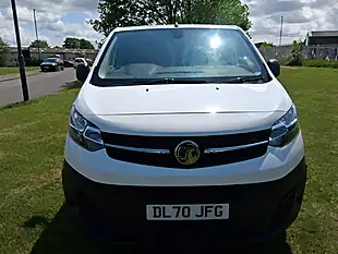Used 2020 Vauxhall Vivaro Dynamic White - Interior and Exterior details 8