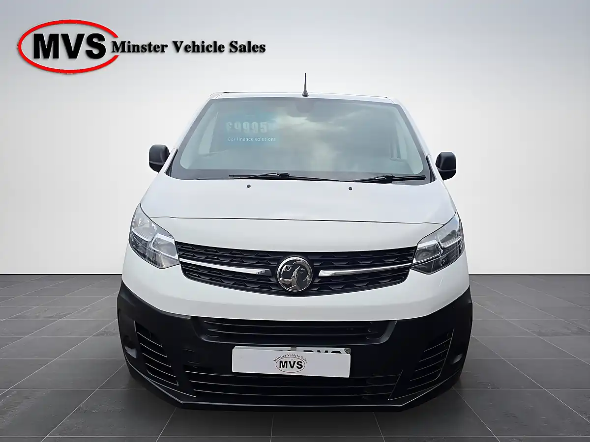 Used 2020 Vauxhall Vivaro Dynamic White - Interior and Exterior details 7