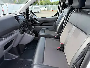Used 2020 Vauxhall Vivaro Edition White - Interior and Exterior details 10