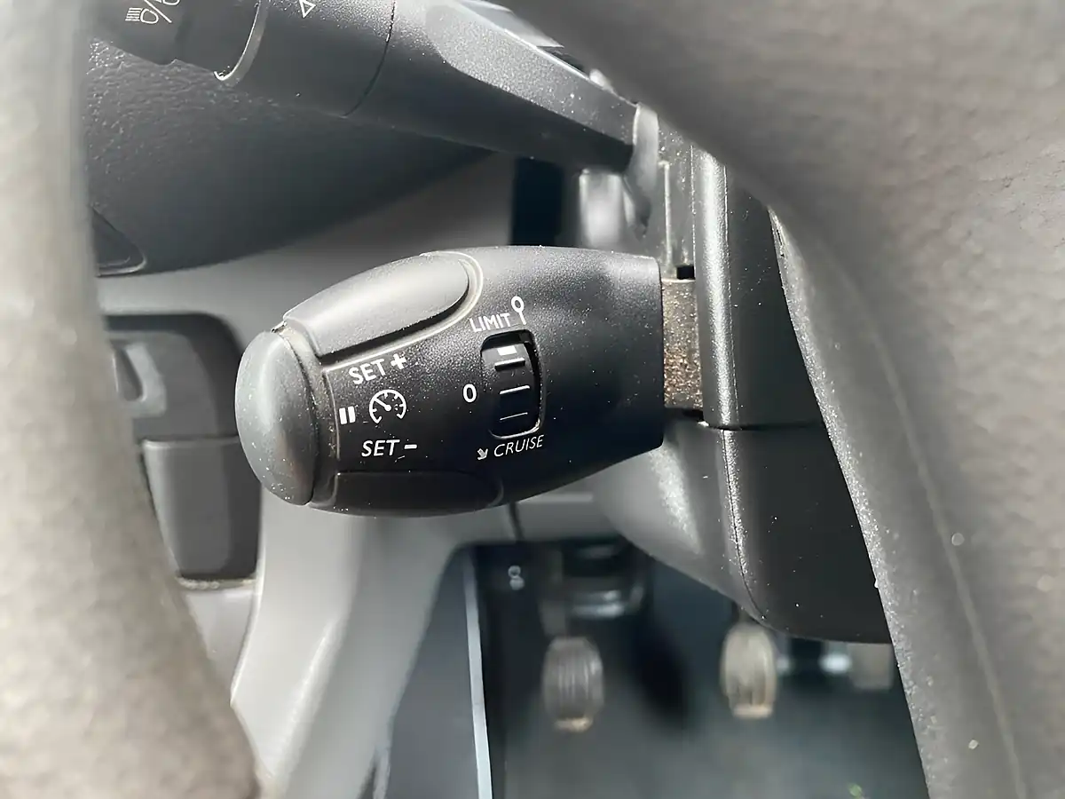 Used 2020 Vauxhall Vivaro Sportive Grey - Interior and Exterior details 11