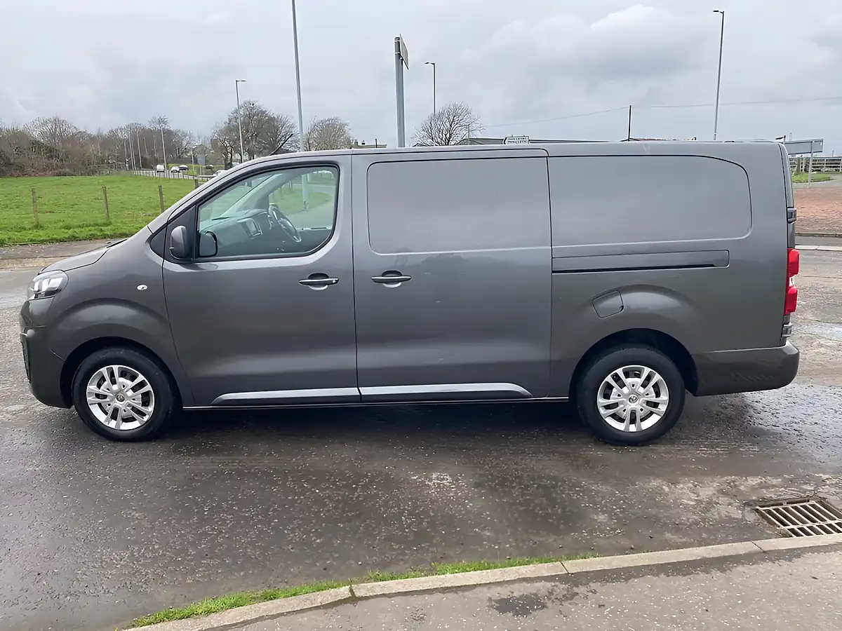 Used 2020 Vauxhall Vivaro Sportive Grey - Interior and Exterior details 16