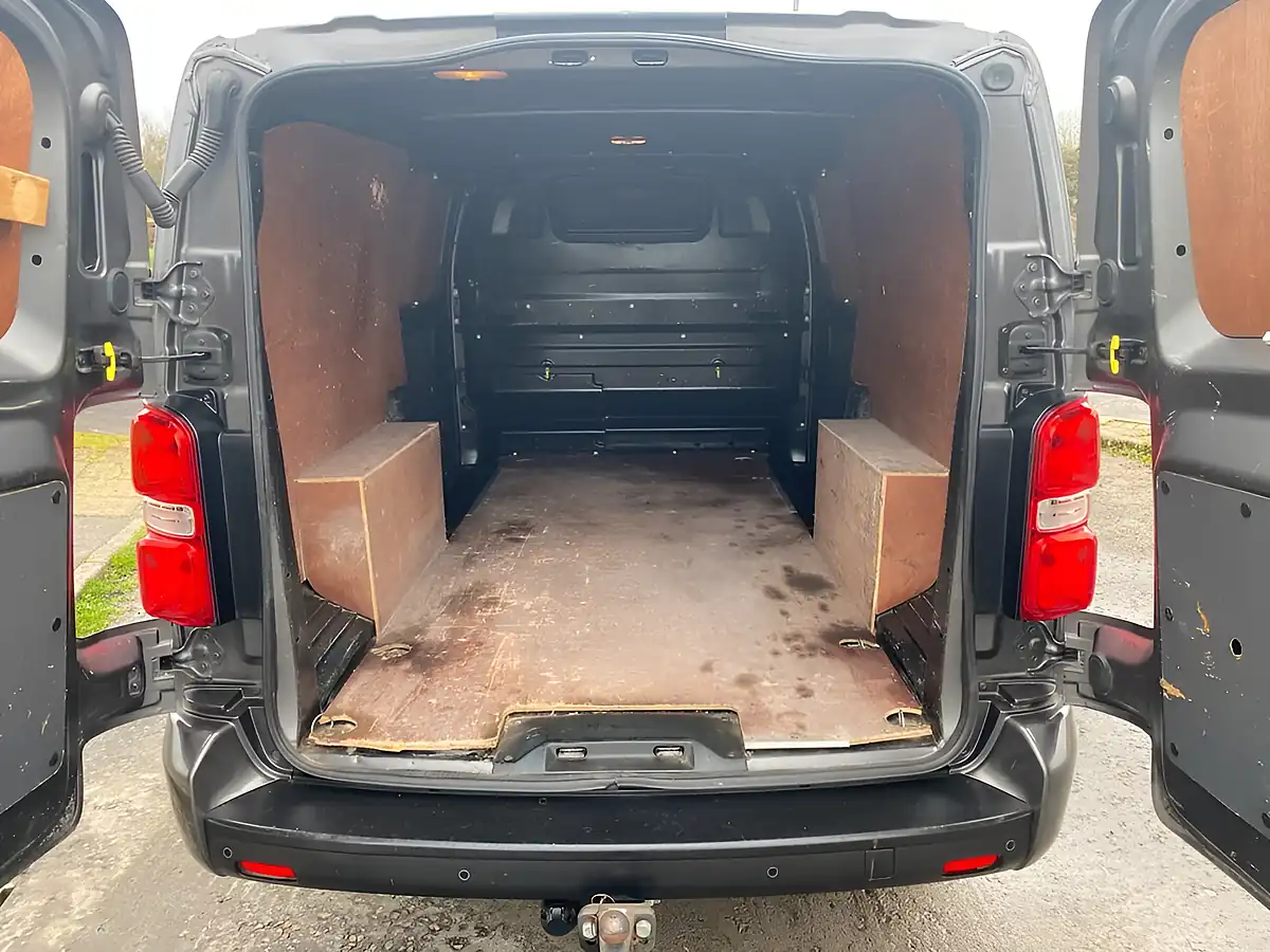 Used 2020 Vauxhall Vivaro Sportive Grey - Interior and Exterior details 8