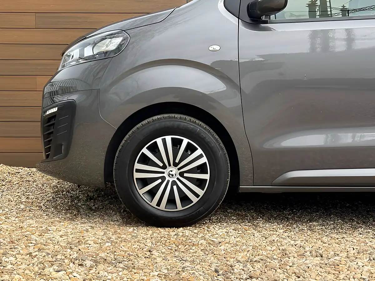 Used 2020 Vauxhall Vivaro Sportive Grey - Interior and Exterior details 10