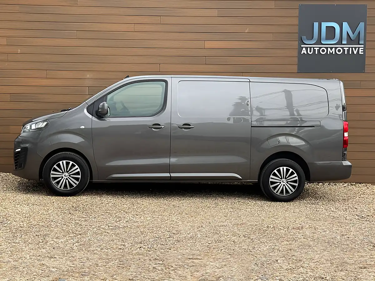 Used 2020 Vauxhall Vivaro Sportive Grey - Interior and Exterior details 7
