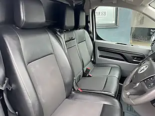 Used 2020 Vauxhall Vivaro Sportive L2 H1 White - Interior and Exterior details 13