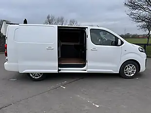 Used 2020 Vauxhall Vivaro Sportive White - Interior and Exterior details 12