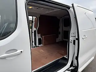 Used 2020 Vauxhall Vivaro Sportive White - Interior and Exterior details 15
