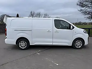 Used 2020 Vauxhall Vivaro Sportive White - Interior and Exterior details 8