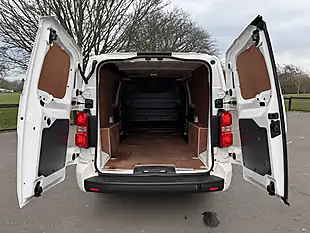 Used 2020 Vauxhall Vivaro Sportive White - Interior and Exterior details 9