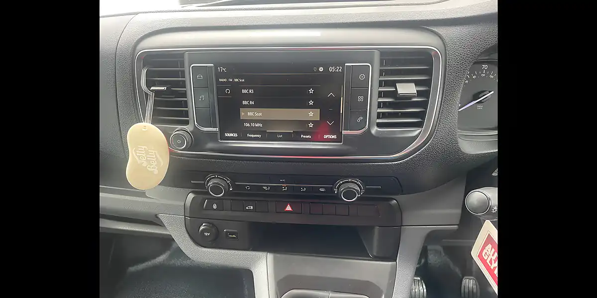 Used 2020 Vauxhall Vivaro Sportive White - Interior and Exterior details 14
