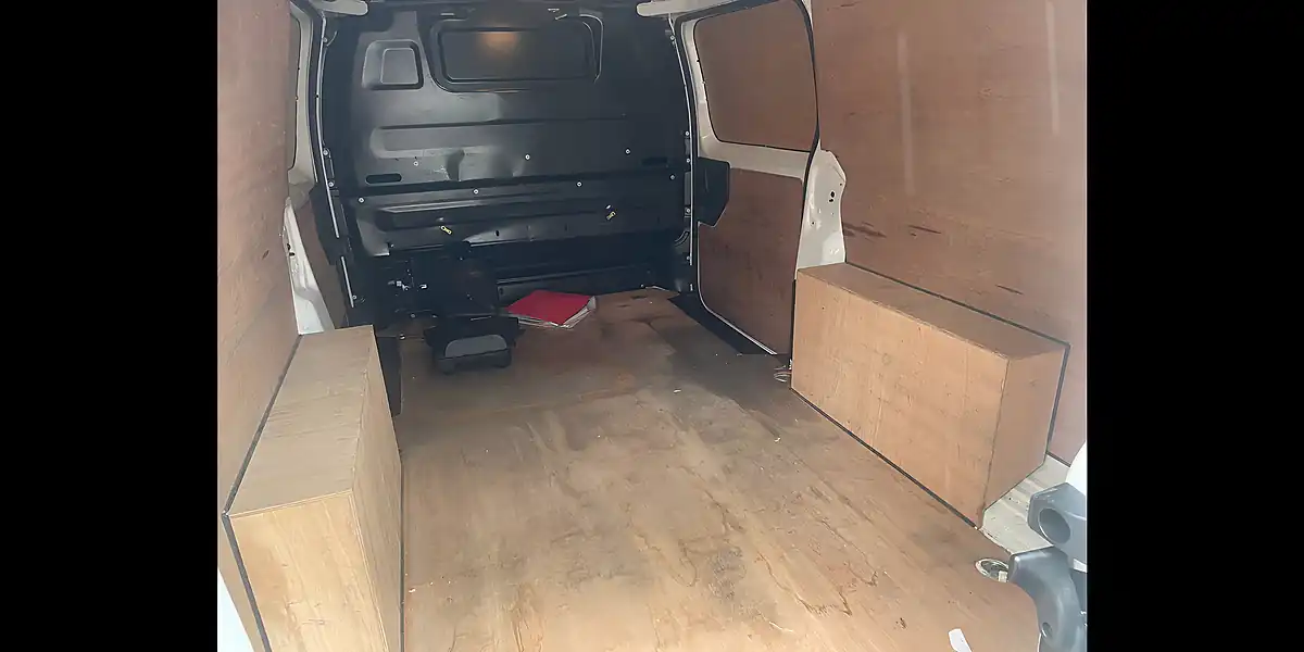 Used 2020 Vauxhall Vivaro Sportive White - Interior and Exterior details 9